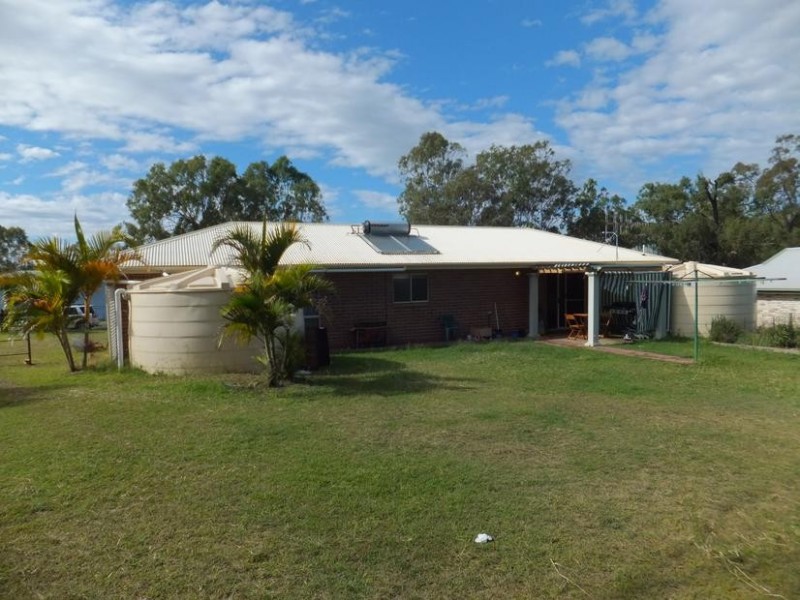 2 WALLACE STREET, Apple Tree Creek QLD 4660