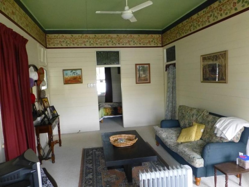 9 ALFRED STREET, Biggenden QLD 4621