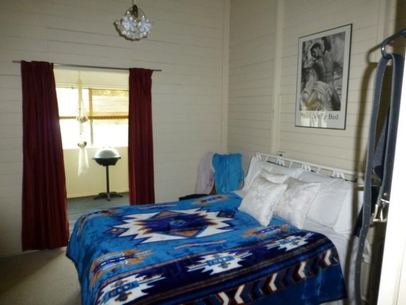 9 ALFRED STREET, Biggenden QLD 4621