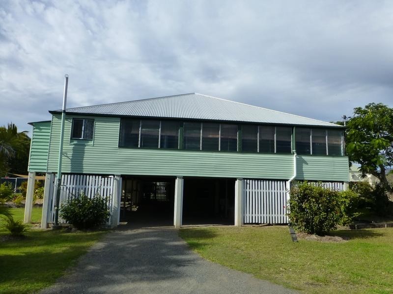 9 ALFRED STREET, Biggenden QLD 4621