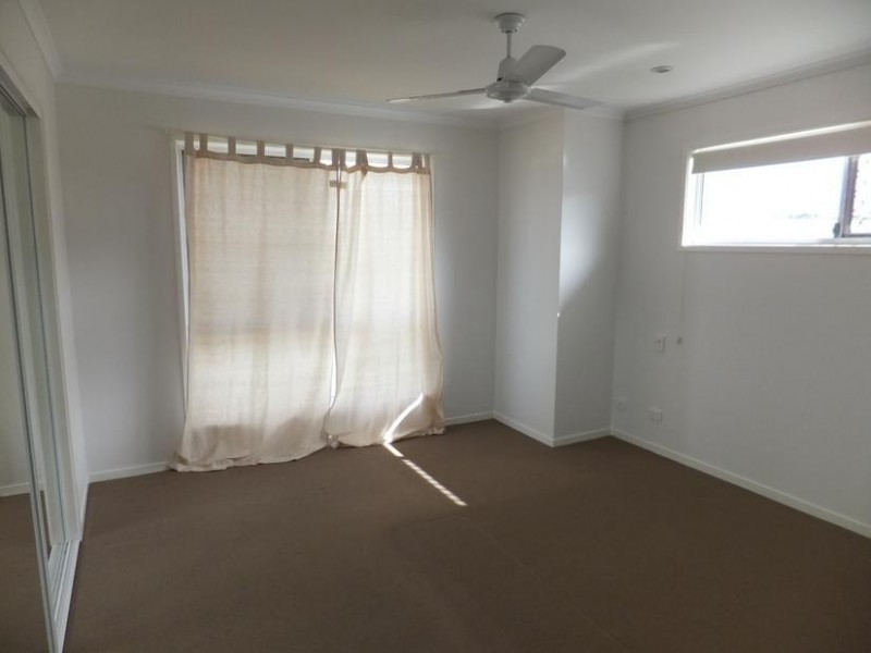 22 PIONEER AVENUE, Childers QLD 4660