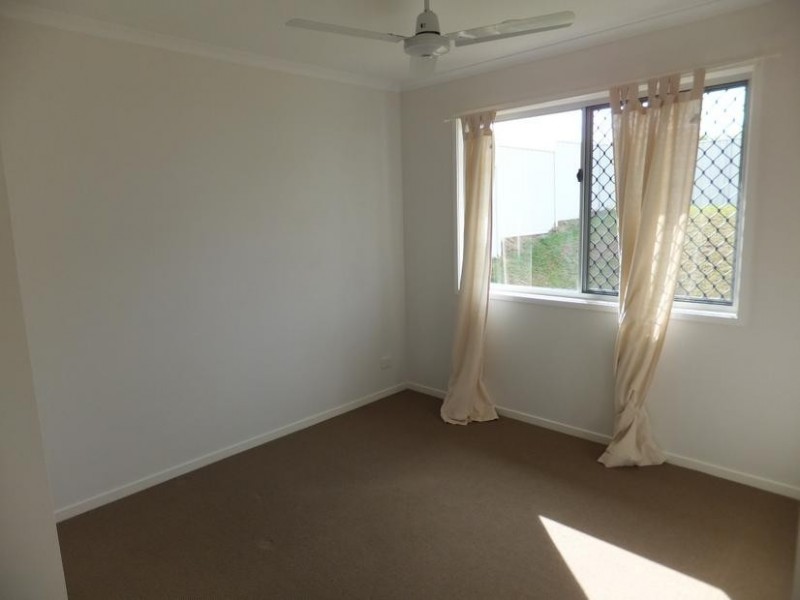 22 PIONEER AVENUE, Childers QLD 4660