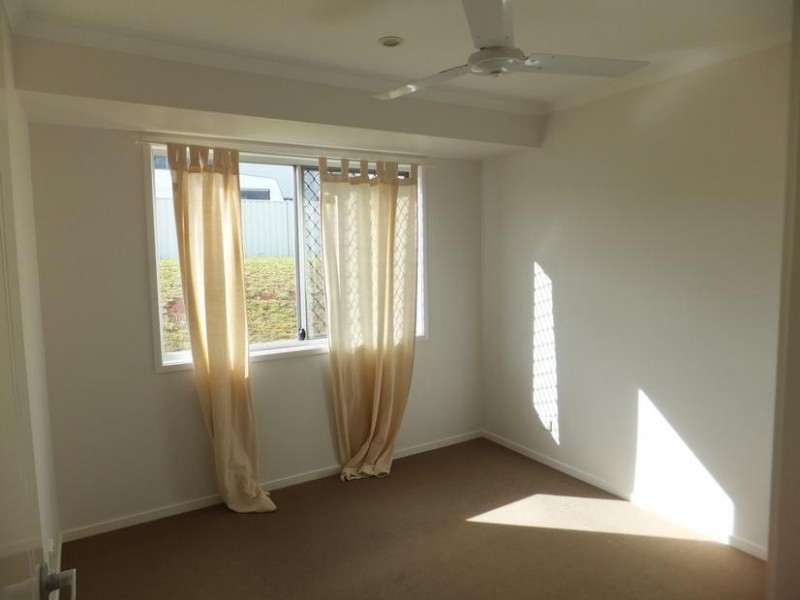 22 PIONEER AVENUE, Childers QLD 4660