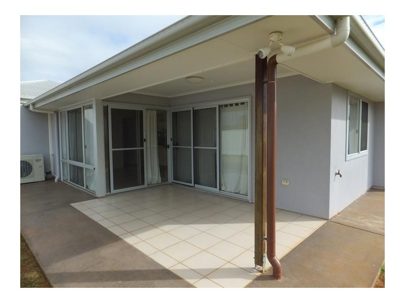 22 PIONEER AVENUE, Childers QLD 4660