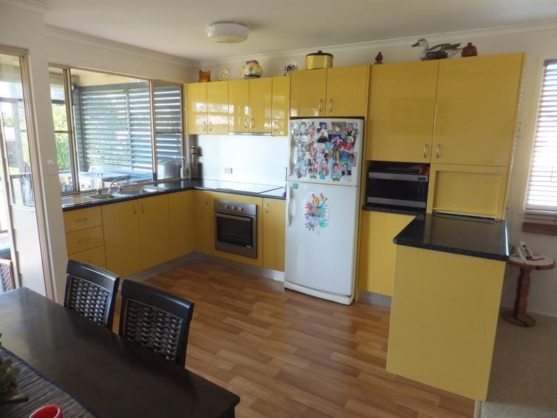 9 HUME STREET, Buxton QLD 4660