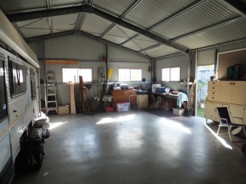 9 HUME STREET, Buxton QLD 4660