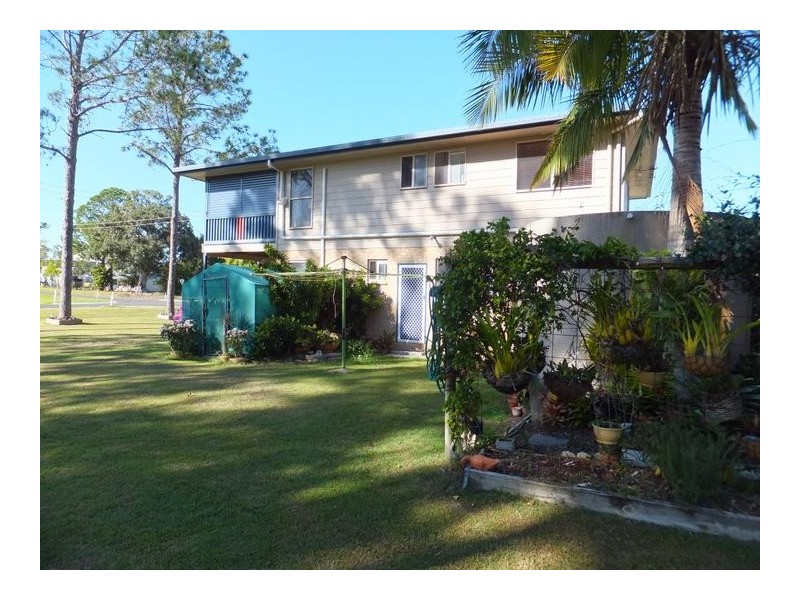 9 HUME STREET, Buxton QLD 4660