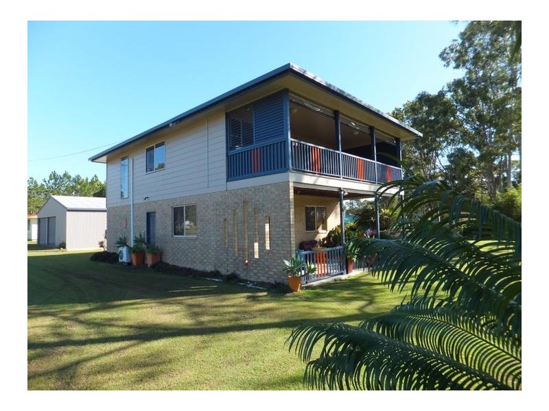 9 HUME STREET, Buxton QLD 4660