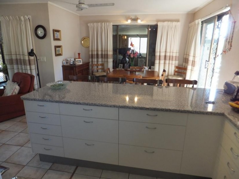 15 CEVN STREET, Childers QLD 4660