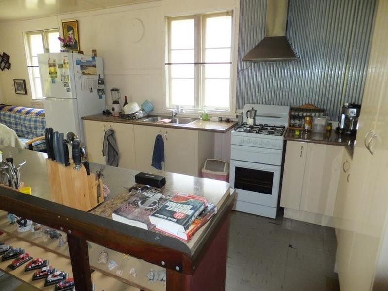 263 RAINBOWS ROAD, South Isis QLD 4660