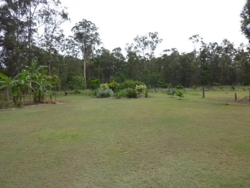 263 RAINBOWS ROAD, South Isis QLD 4660