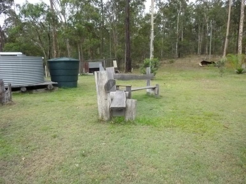 263 RAINBOWS ROAD, South Isis QLD 4660