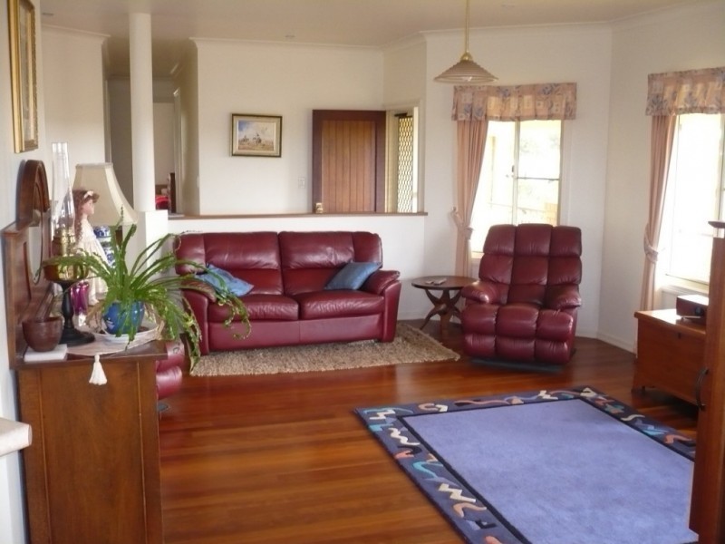 89 NORTH ISIS ROAD, North Isis QLD 4660