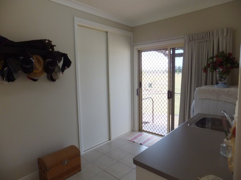 141 OAKVIEW DRIVE, Redridge QLD 4660