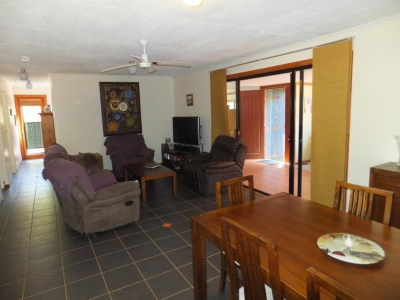 106 GELSOMINOS ROAD, South Isis QLD 4660