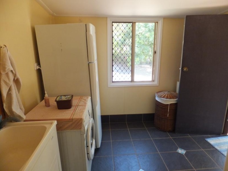 106 GELSOMINOS ROAD, South Isis QLD 4660