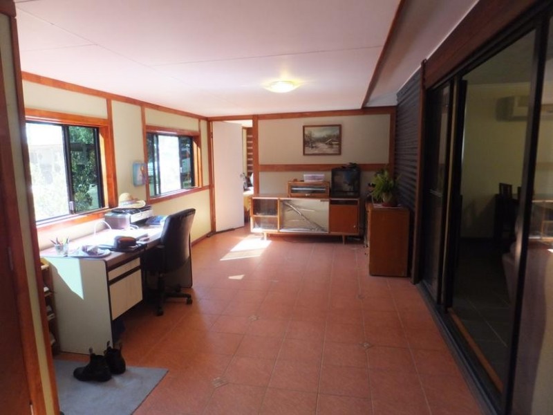 106 GELSOMINOS ROAD, South Isis QLD 4660