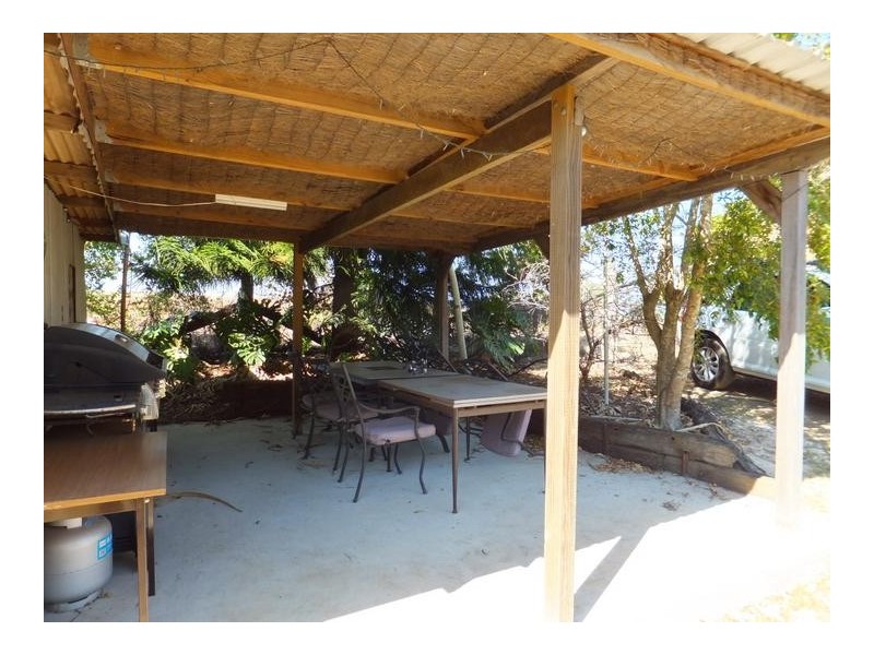 106 GELSOMINOS ROAD, South Isis QLD 4660