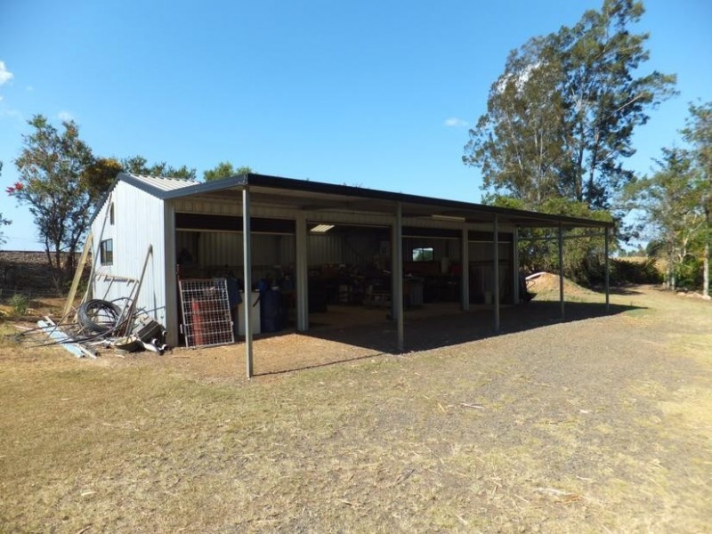 106 GELSOMINOS ROAD, South Isis QLD 4660