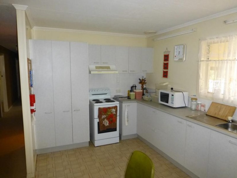 64 ALICE STREET, Biggenden QLD 4621