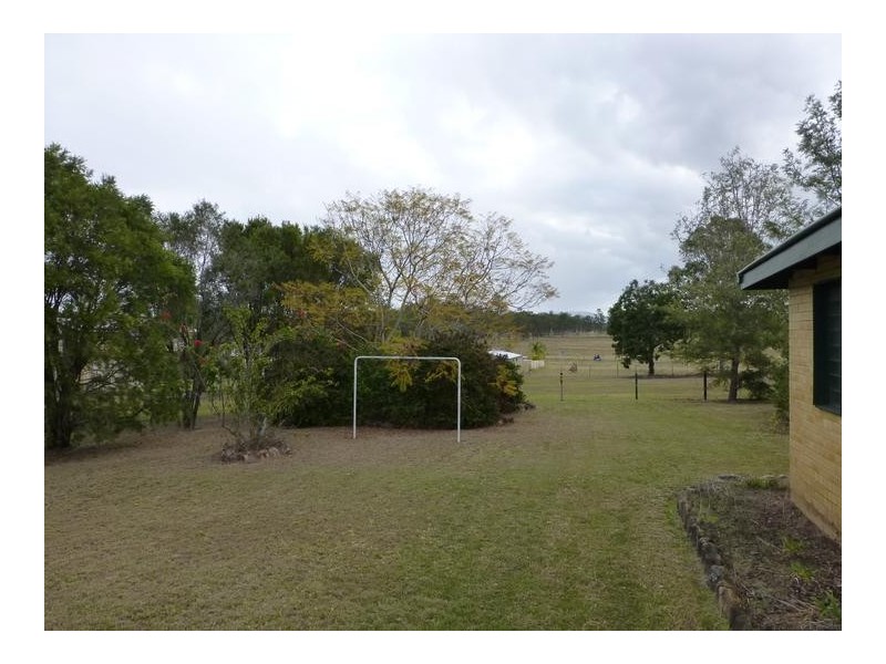 64 ALICE STREET, Biggenden QLD 4621