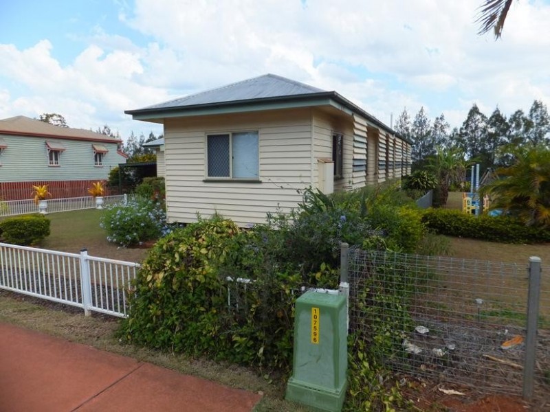 182 CHURCHILL STREET, Childers QLD 4660
