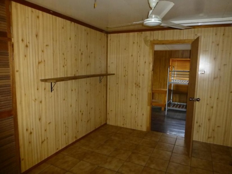 127 HAYLOCKS ROAD, Pine Creek QLD 4670