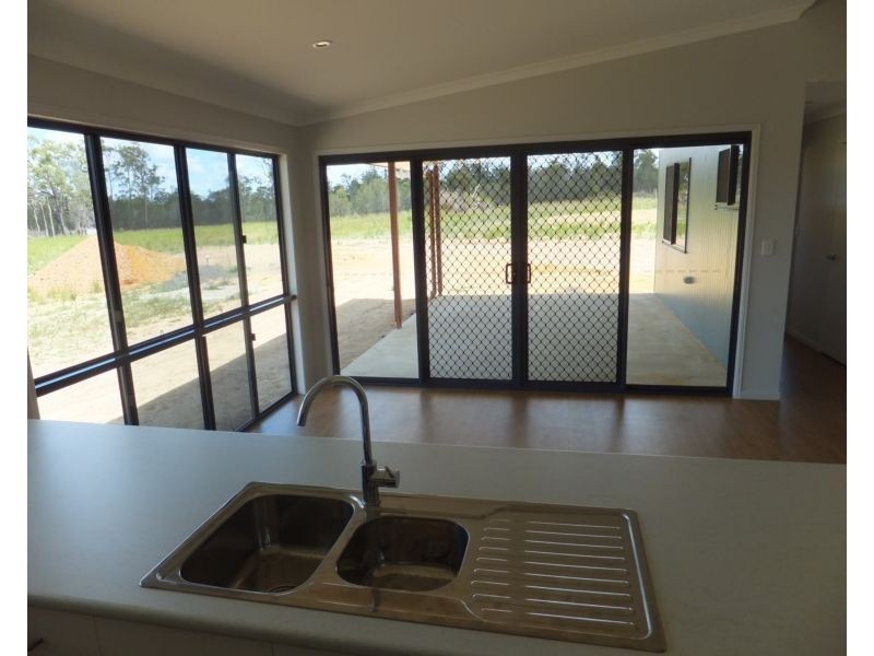 24 FLYNN DRIVE, Redridge QLD 4660