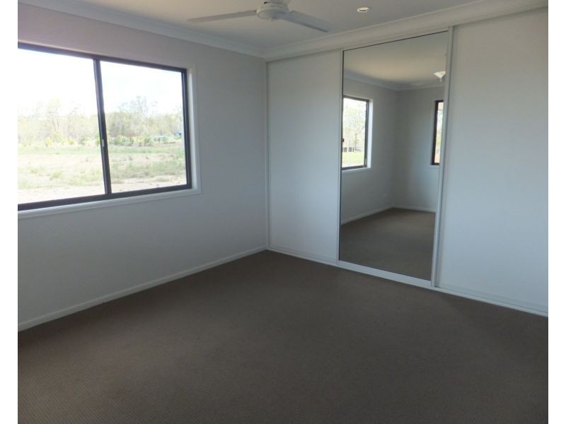 24 FLYNN DRIVE, Redridge QLD 4660