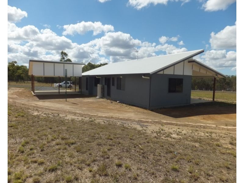 24 FLYNN DRIVE, Redridge QLD 4660