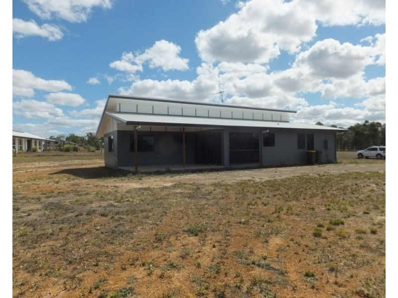 24 FLYNN DRIVE, Redridge QLD 4660