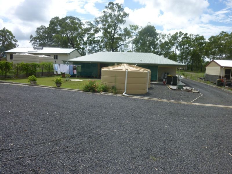 8 WALLACE STREET, Apple Tree Creek QLD 4660