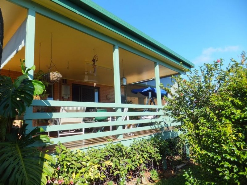 15 CEVN STREET, Childers QLD 4660