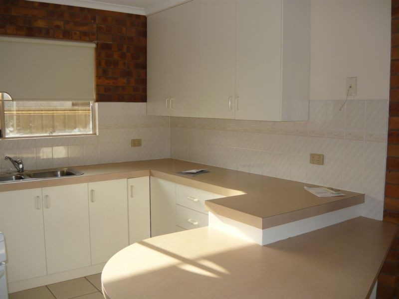 1/5 Cevn Street, Childers QLD 4660