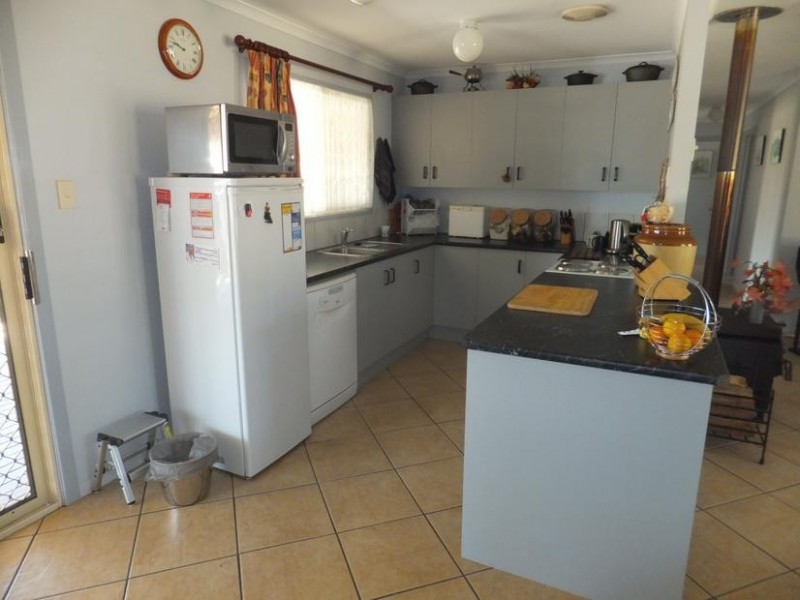 63 RIVER ROAD, Buxton QLD 4660