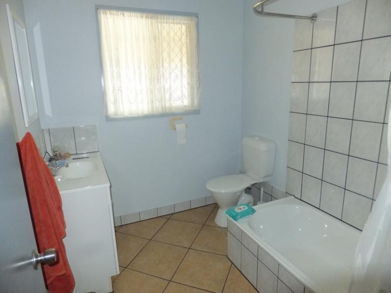63 RIVER ROAD, Buxton QLD 4660