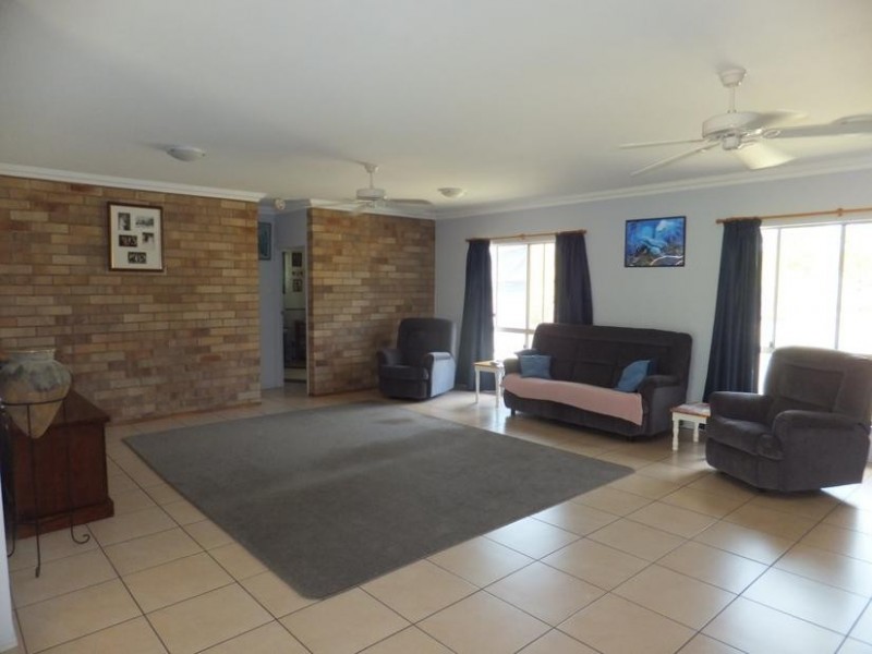 26 CHRIS LYN AVENUE, North Gregory QLD 4660