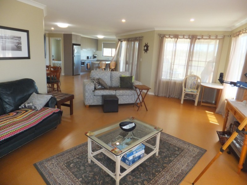 27 WATKINS STREET, Buxton QLD 4660