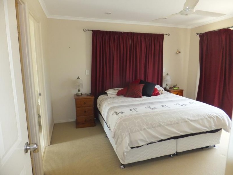 15 YALLA LANE, Redridge QLD 4660