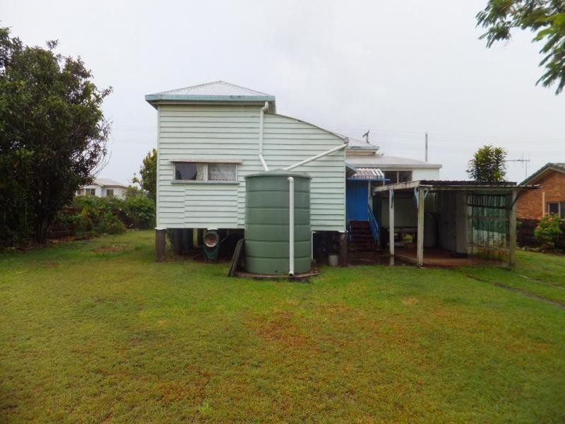 17 BROADHURST STREET, Childers QLD 4660