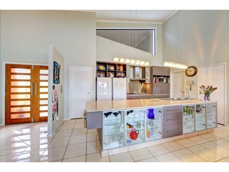 38 HUXLEY ROAD, North Isis QLD 4660