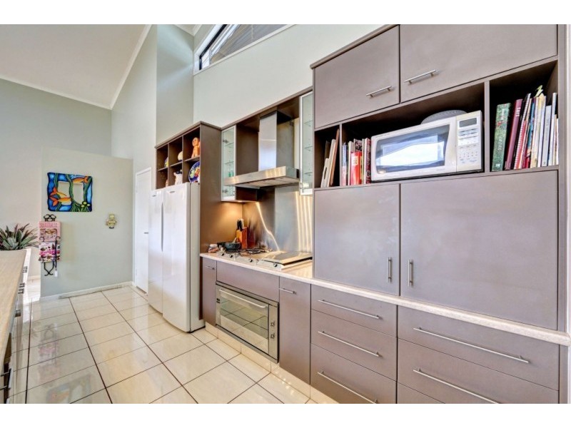 38 HUXLEY ROAD, North Isis QLD 4660