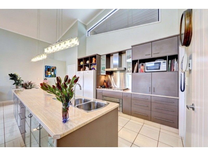 38 HUXLEY ROAD, North Isis QLD 4660