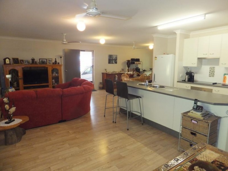3 RED GULLY PLACE, Childers QLD 4660