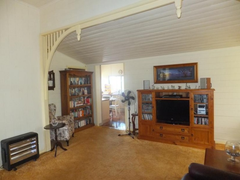 37 SOUTH ISIS ROAD, South Isis QLD 4660