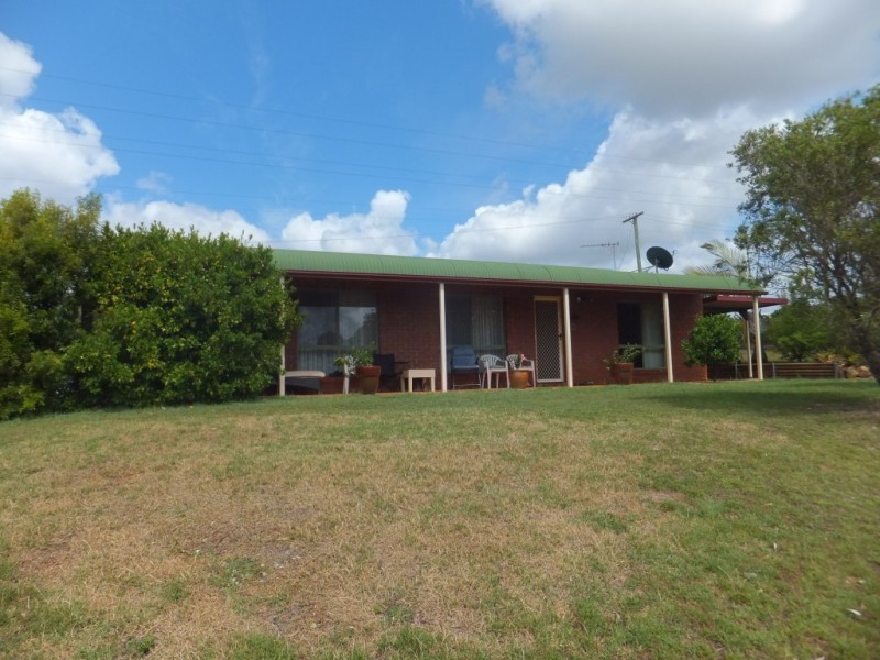 125 RAINBOWS ROAD, South Isis QLD 4660
