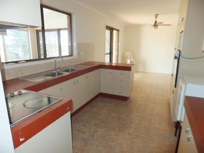 225 WOODGATE ROAD, Woodgate QLD 4660