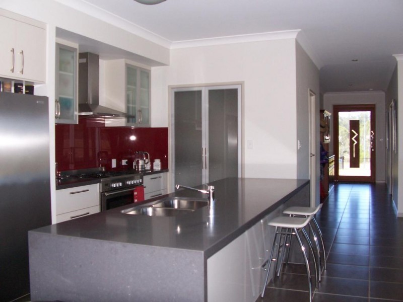 125 PARK AVENUE, North Isis QLD 4660