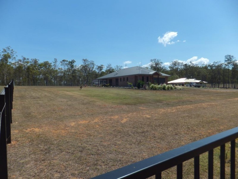 125 PARK AVENUE, North Isis QLD 4660