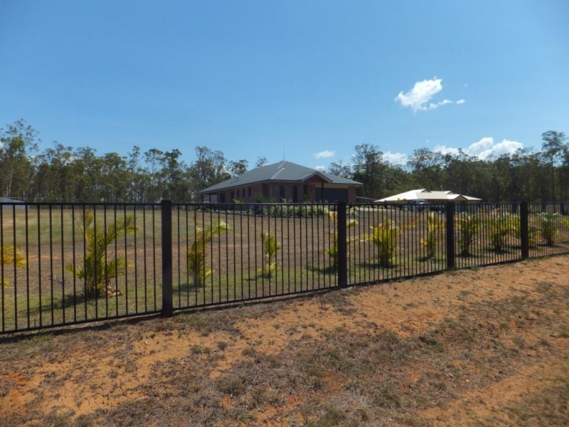 125 PARK AVENUE, North Isis QLD 4660